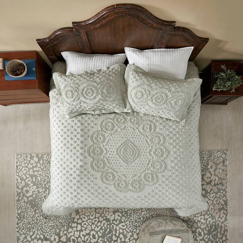 Better Trends Heirloom Collection 100% Cotton Tufted lightweight Medallion Design Machine Washable Bedspread Set - Sage - King