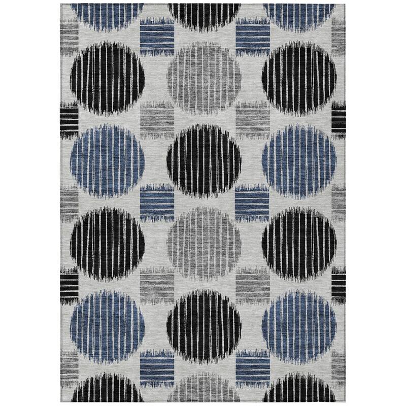 HomeRoots Geometric Transitional Rectangle Outdoor Rug