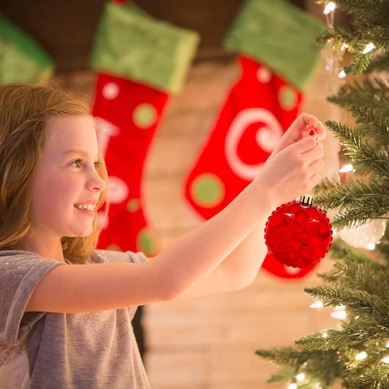 70 Shatterproof Christmas Ball Ornaments Set - N/A