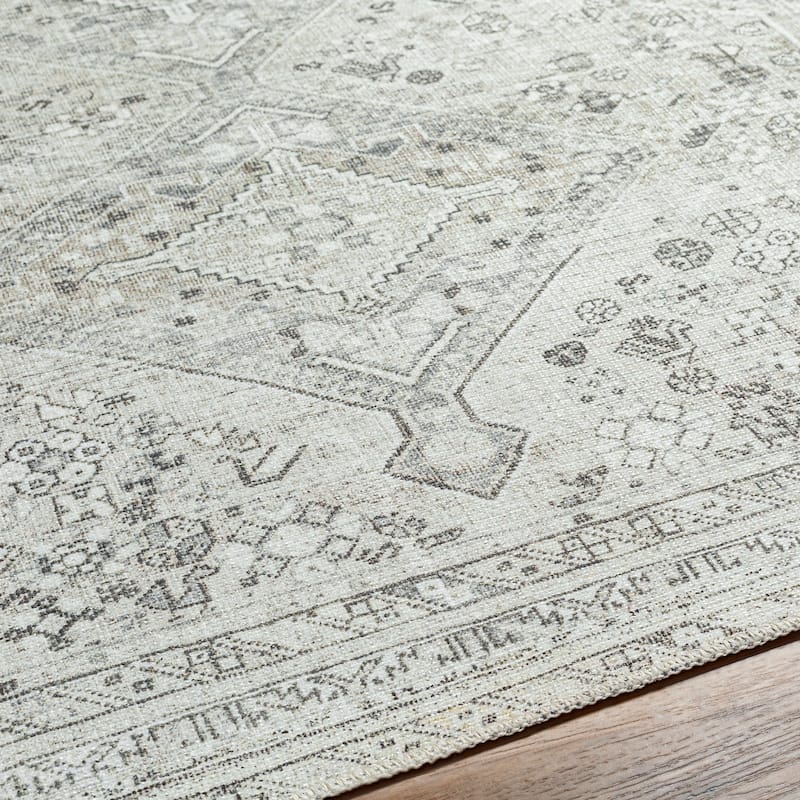 Livabliss Traditional Amelie Medallion Washable Area Rug