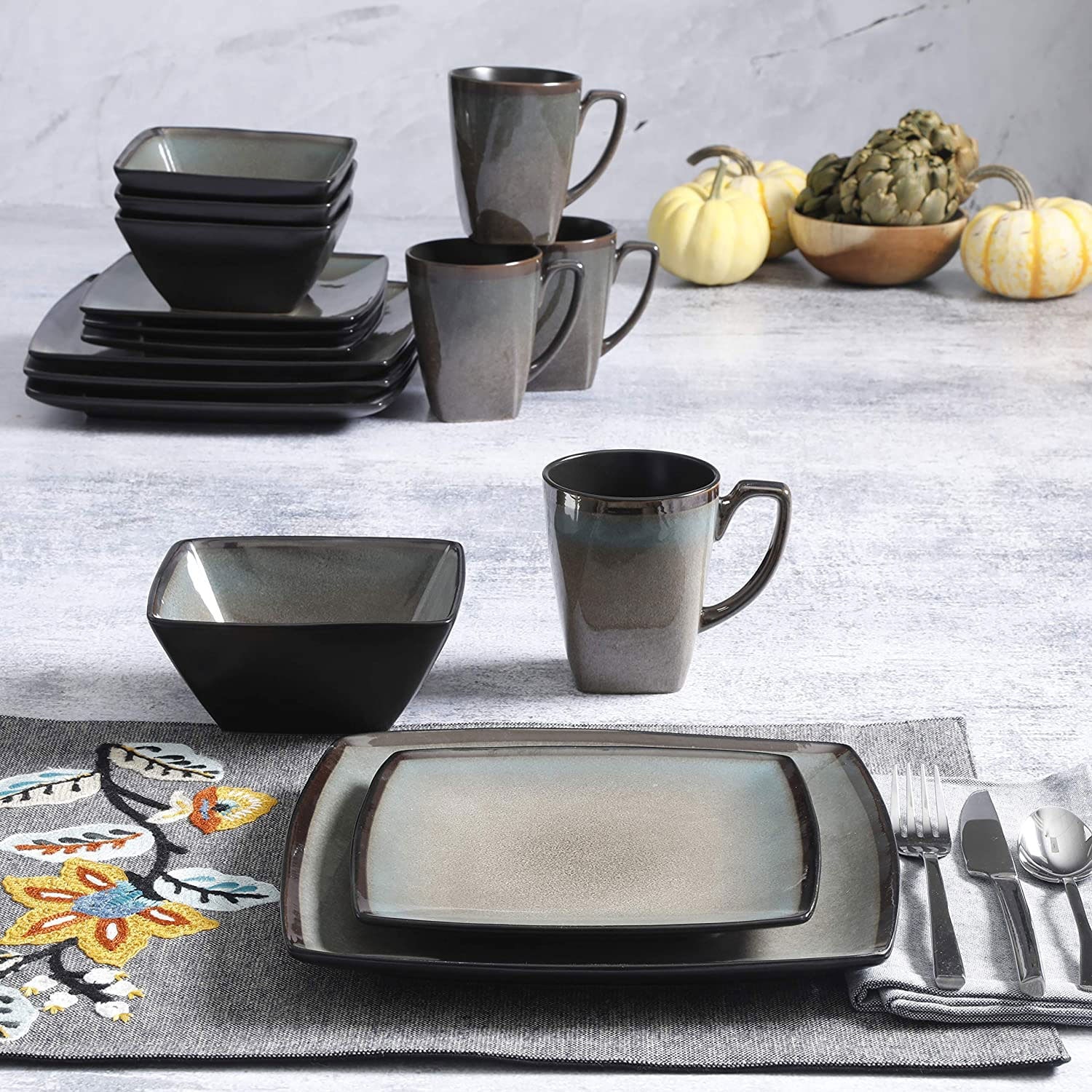 Gibson 16 Piece Square Dinnerware Set with Plates, Bowls, and Mugs