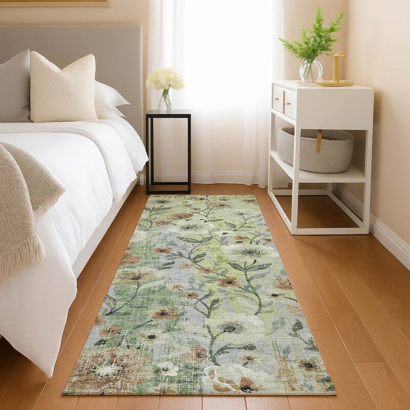 Machine Washable Indoor/ Outdoor Floral Joy Chantille Rug