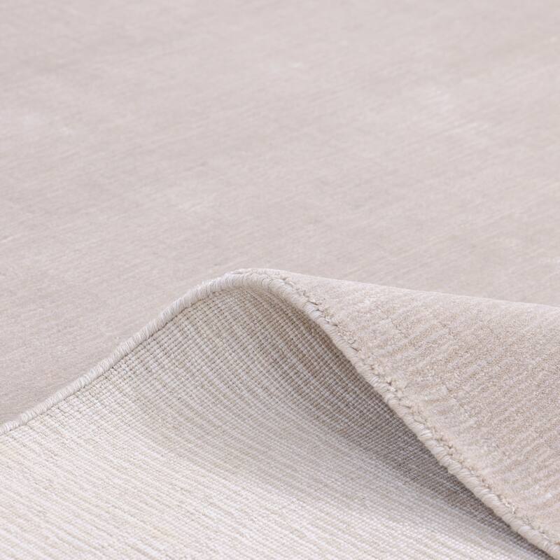 Overton Handmade Modern Contemporary Solid Area Rug