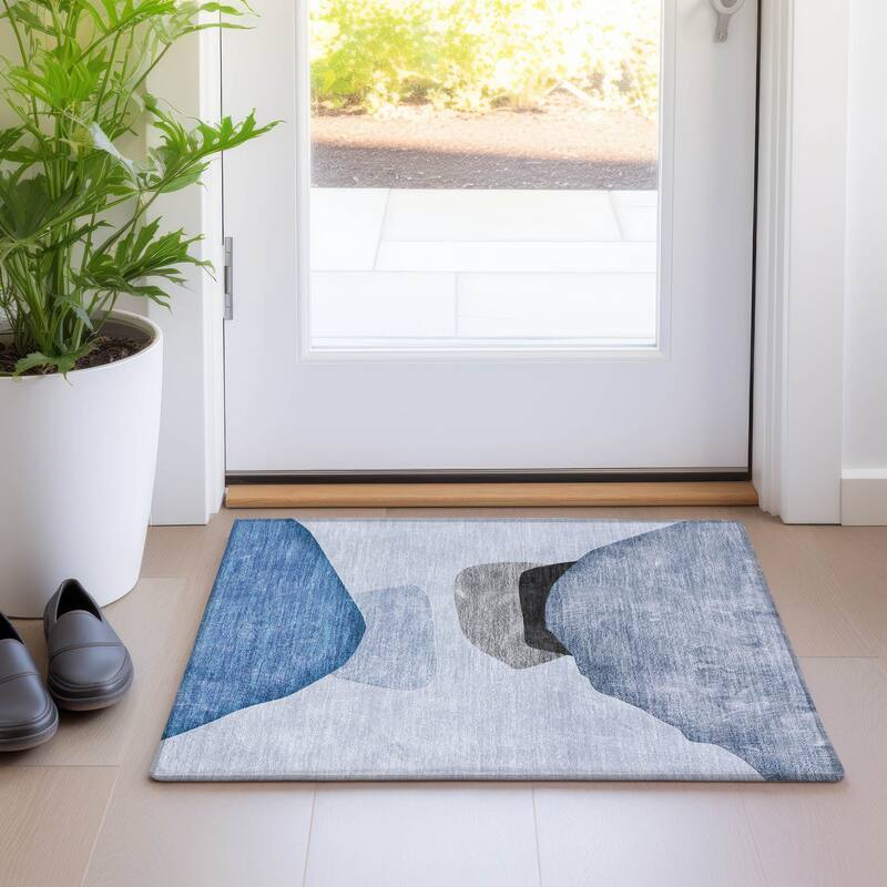 Machine Washable Indoor/ Outdoor Modern Abstract Chantille Rug - Blue - 1'8" x 2'6"