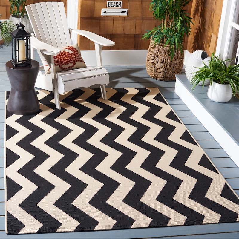 SAFAVIEH Courtyard Morganne Chevron Indoor/ Outdoor Waterproof Patio Backyard - 6' 7" x 9' 6" - Black/Beige - Rectangle