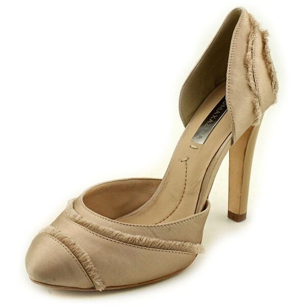 bcbg nude heels