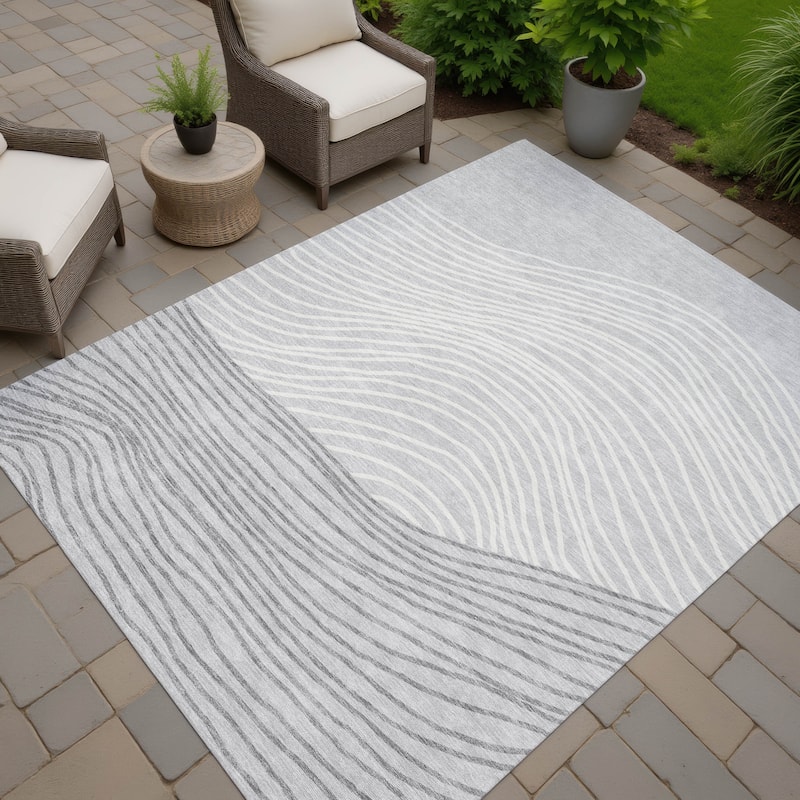 Machine Washable Indoor/ Outdoor Modern Arches Chantille Rug - Gray - 2'6" x 3'10"