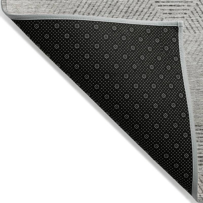 HomeRoots Geometric Transitional Rectangle Outdoor Rug