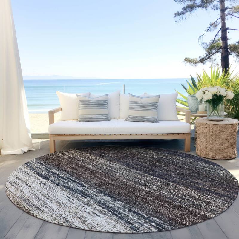 Machine Washable Indoor/ Outdoor Chantille Solid Ombre Rug - Beige - 8' x 8'