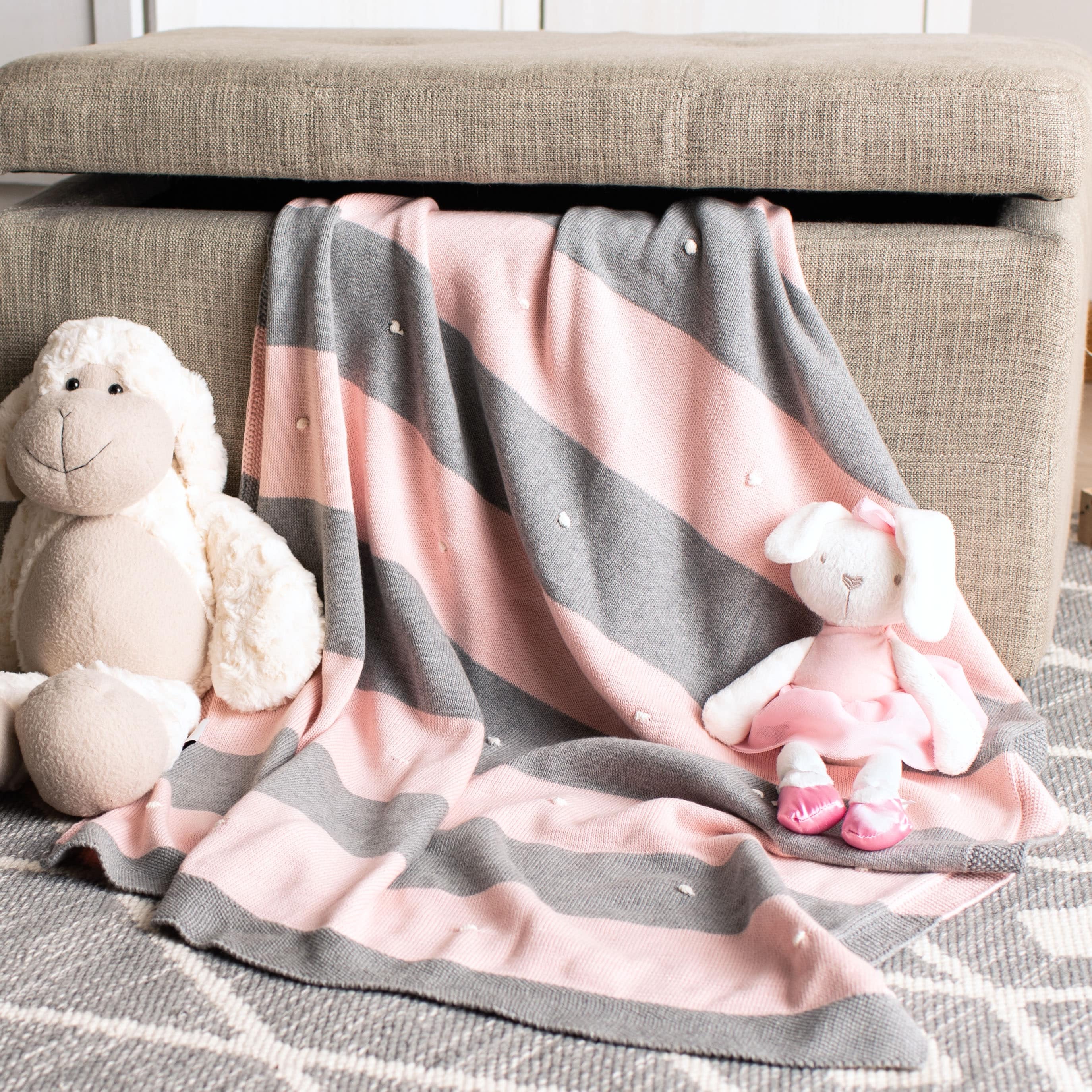 SAFAVIEH Juana Stripe Baby Throw Blanket - 32Wx40D