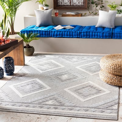Albach Southwestern Indoor/ Outdoor Area Rug
