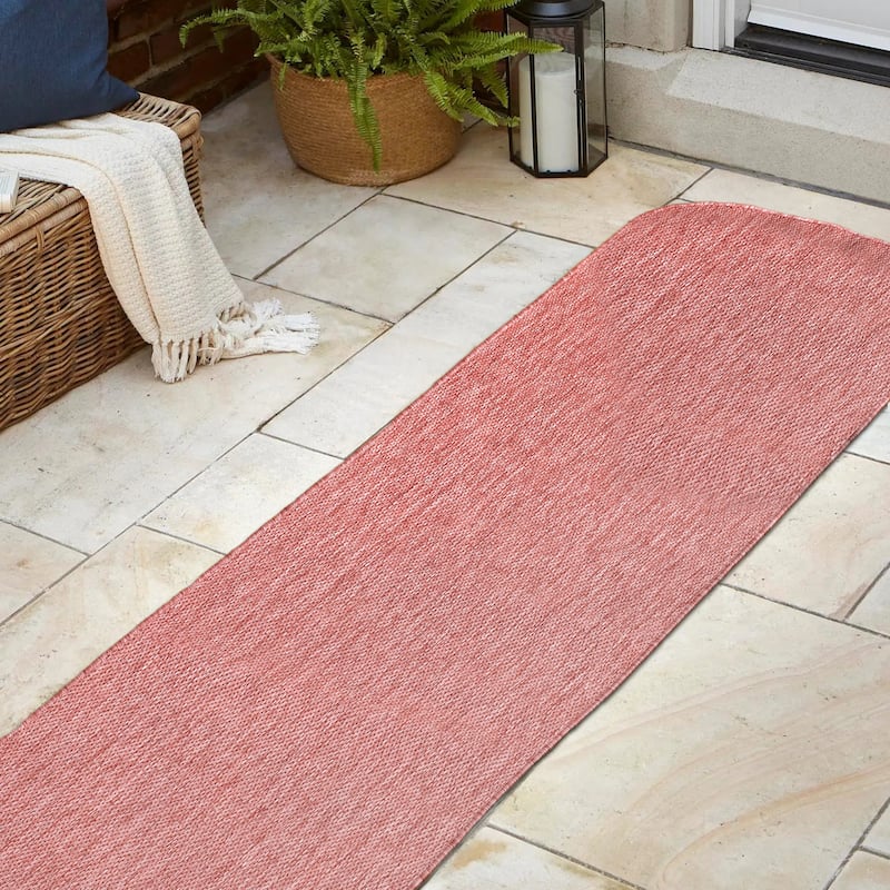 JONATHAN Y Miles Modern Minimalist Radius Corner Solid Indoor/Outdoor Shaped Area Rug
