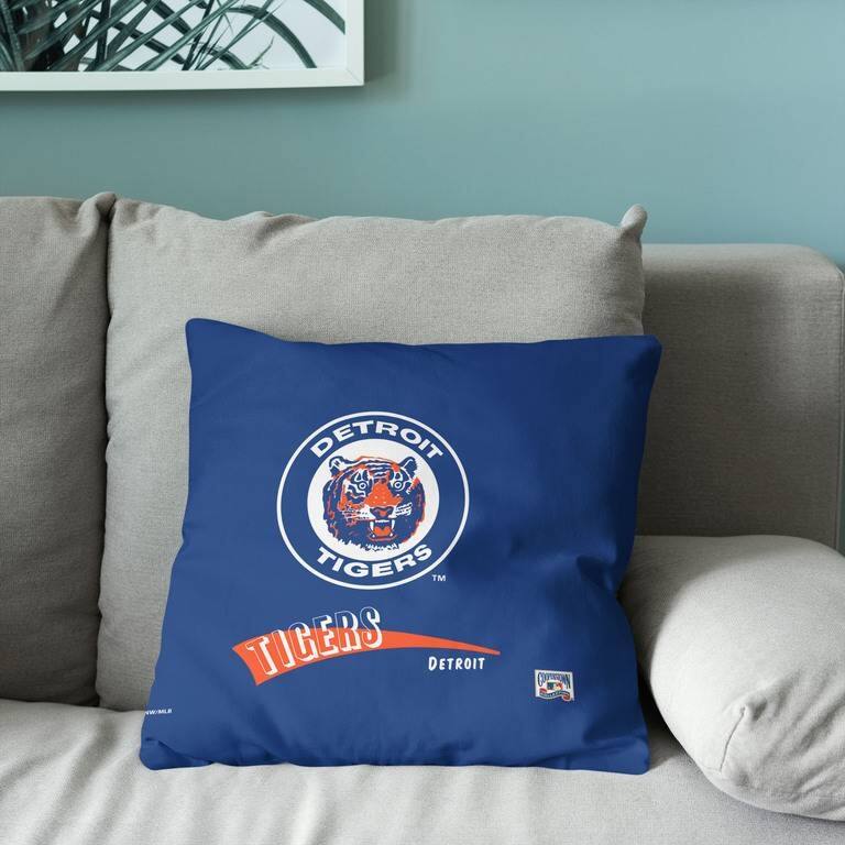 MLB CC Throwback 18 Inch Throw Pillow