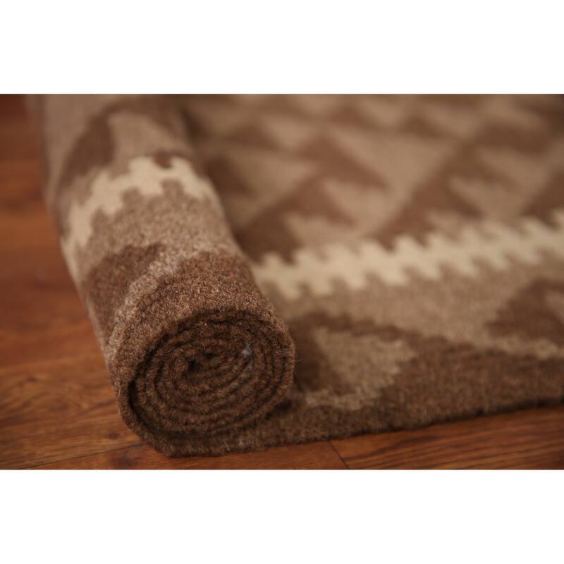 Brown Reversible Kilim Oriental Area Rug Hand-woven Wool Foyer Carpet - 3'3" x 5'2"