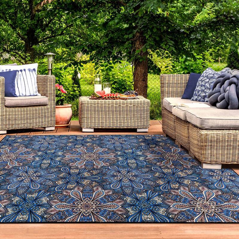 Superior Cassidy Floral Boho Non-Slip Indoor Outdoor Area Rug - 8' x 10'