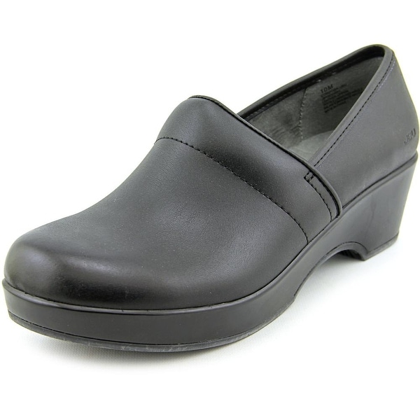 jbu clogs