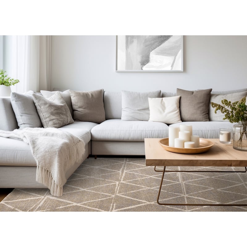 Hampton Grey Beige Cream Simple Trellis Area Rug, 5'3" x 7'7"