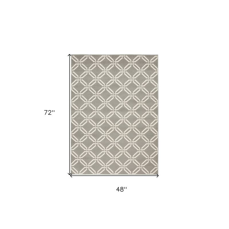 HomeRoots 4' X 6' Gray and Beige Trellis Area Rug - 72' X '48' X '0.5