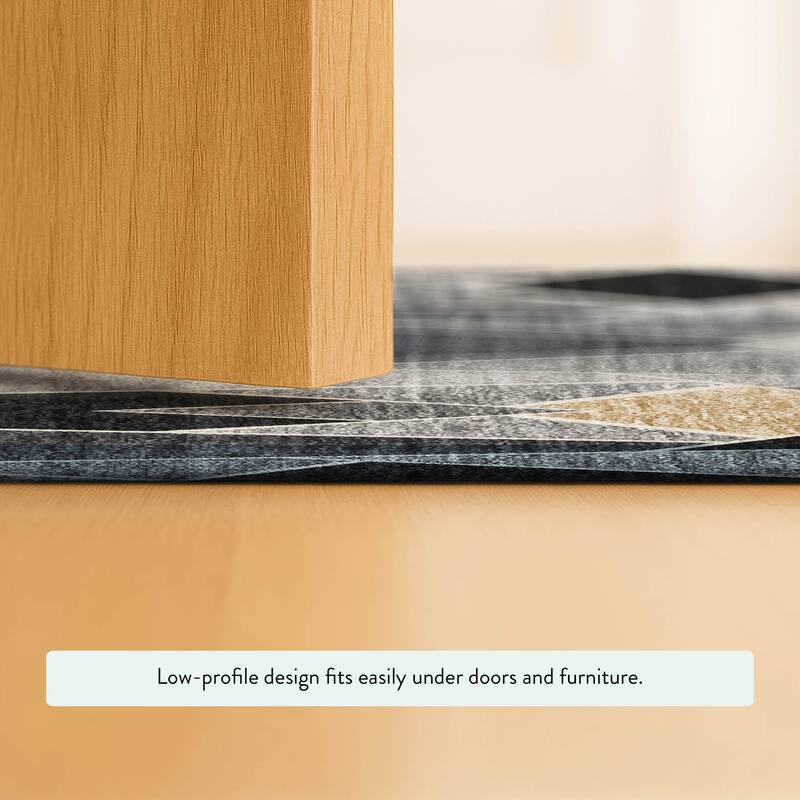 Machine Washable Indoor/ Outdoor Modern Mosaic Chantille Rug