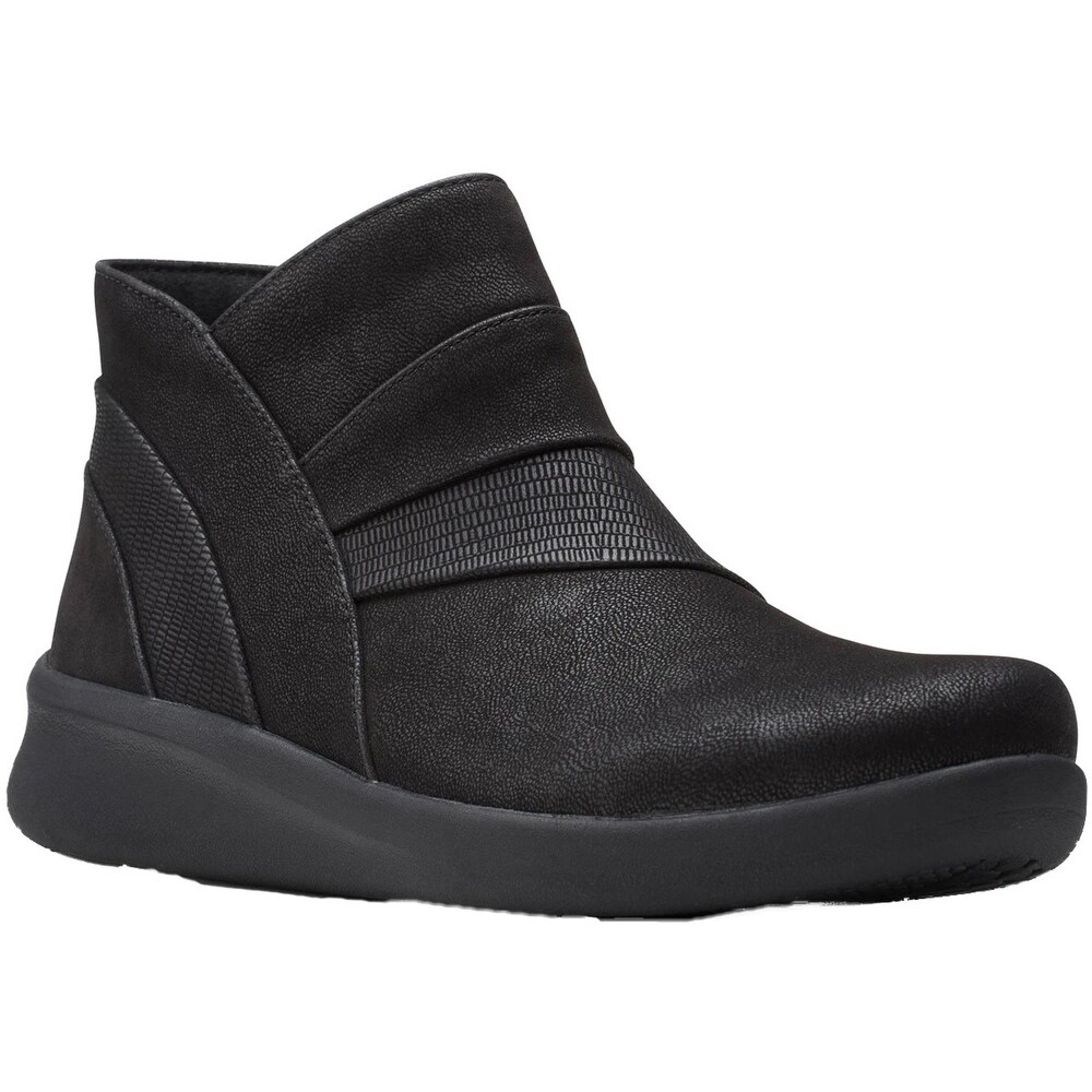 clarks womens booties