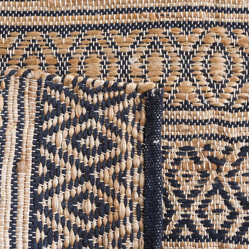 SAFAVIEH Flatweave Natural Fiber Valeryia Jute Rug