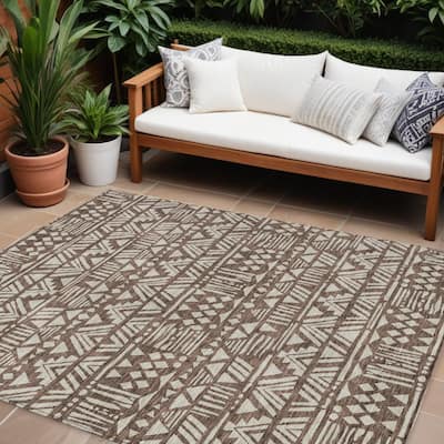 HomeRoots Southwestern Transitional Rectangle Outdoor Rug