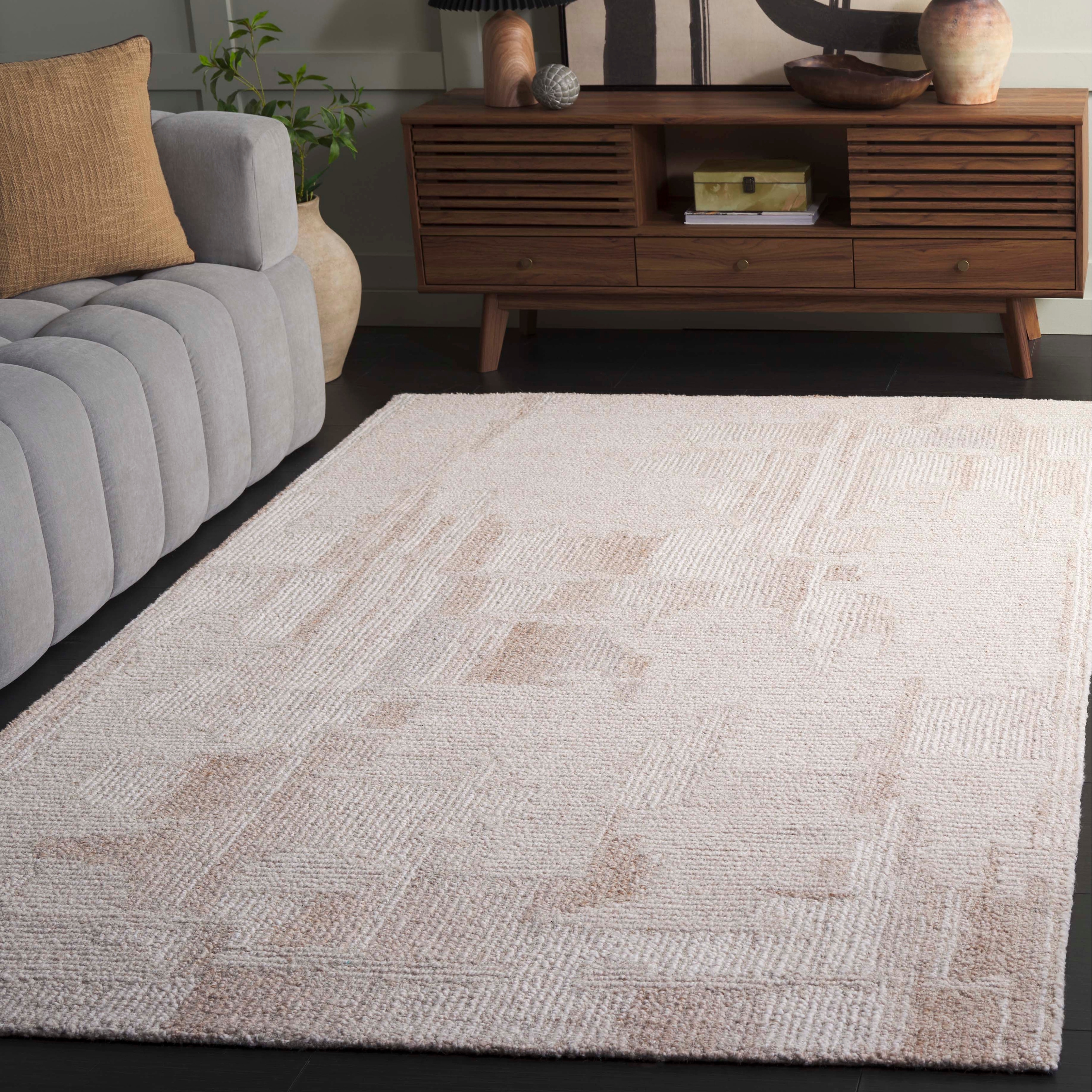 SAFAVIEH Handmade Harvest Chinami Wool Rug