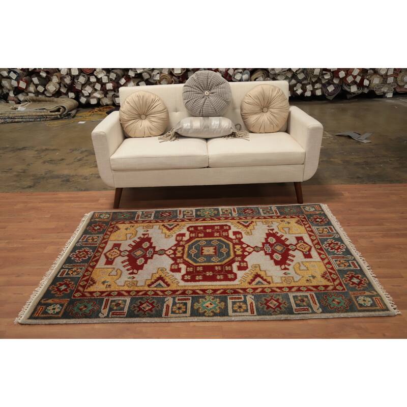 Hand Knotted Oriental 100% Wool Carpet Traditional Geometric Beige & Ivories Viss Area Rug - 5' 9'' X 4' 0''