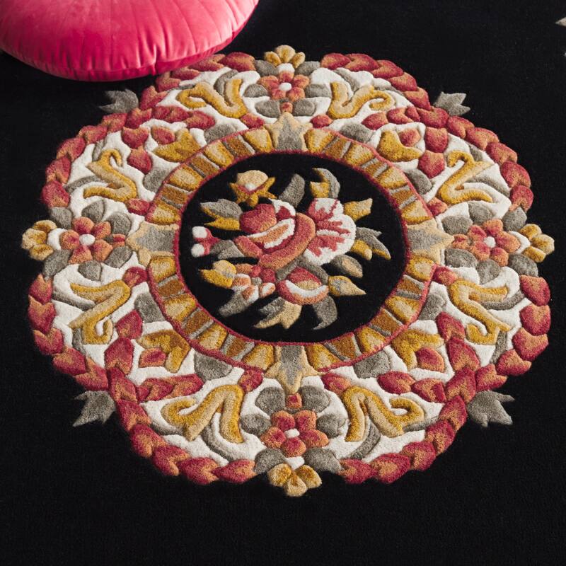 SAFAVIEH, Handmade Naples Cathelyne Traditional Wool Rug