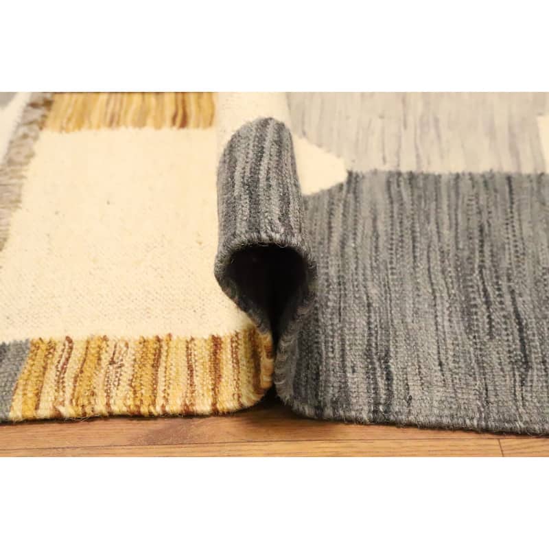 Hand Woven Oriental 100% Wool Carpet Southwestern Modern Beige & Ivories Kilim Area Rug - 5' 1'' X 3' 3''