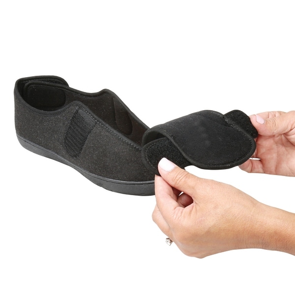 mens slippers with velcro for swollen feet