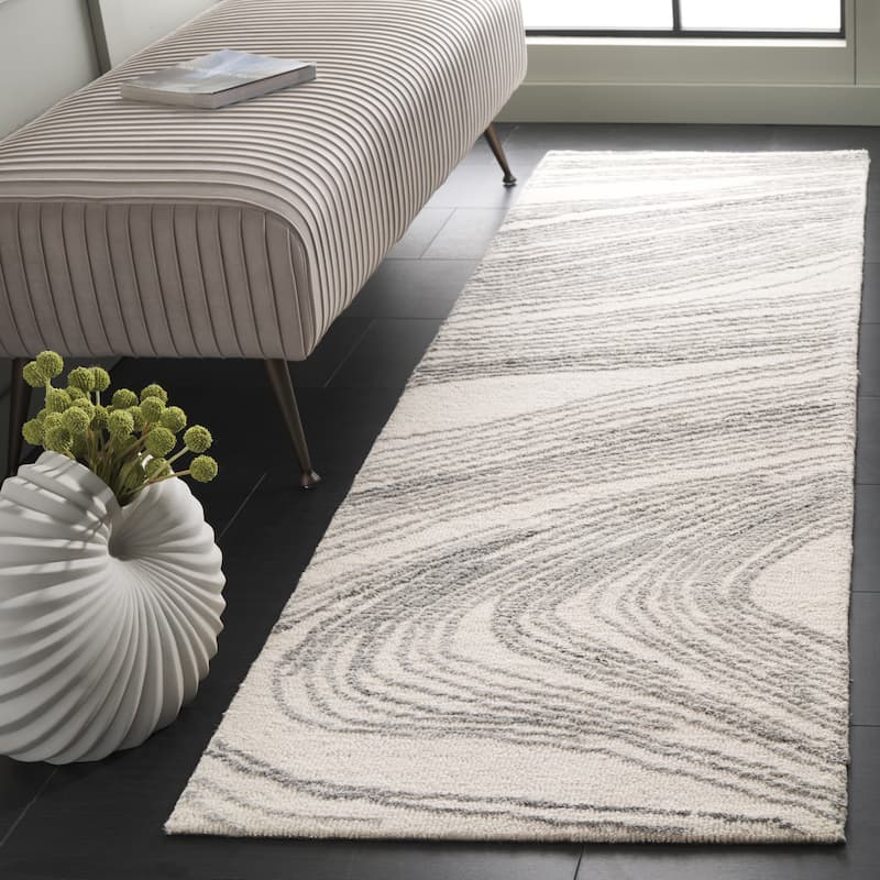 SAFAVIEH Handmade Ebony Diep Modern & Contemporary Wool Rug