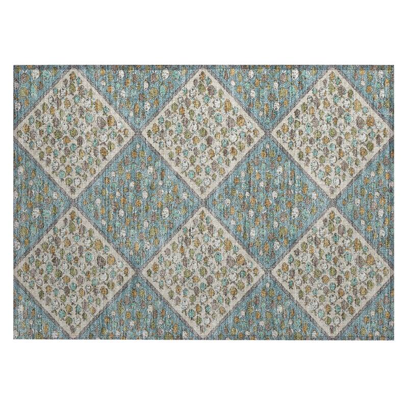 Machine Washable Indoor/ Outdoor Diamond Fish Chantille Rug