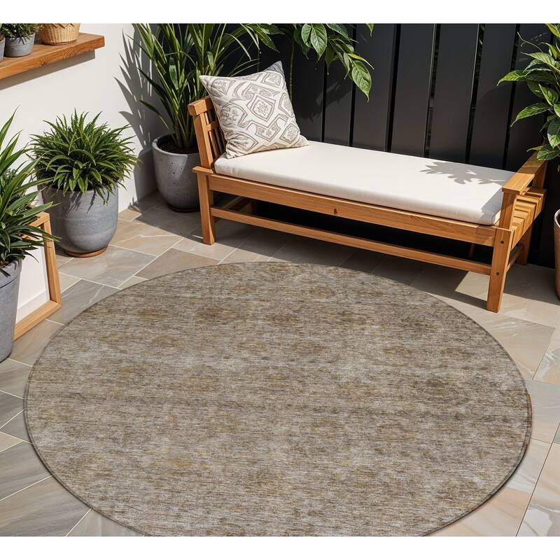 HomeRoots Floral Transitional Rectangle Outdoor Rug - 8' Round