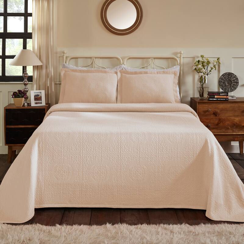 Superior Fleur De Lis Cotton Decorative Bedspread Set