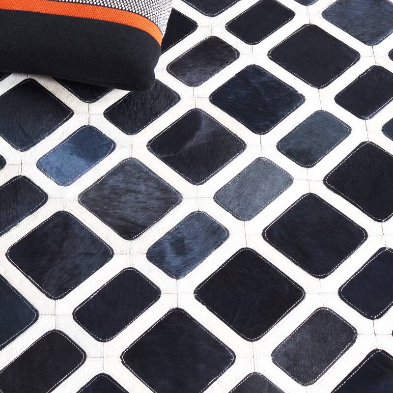 SAFAVIEH Hand-Woven Studio Leather Marikukka Modern & Contemporary Leather Rug - 2'3" x 7' Runner