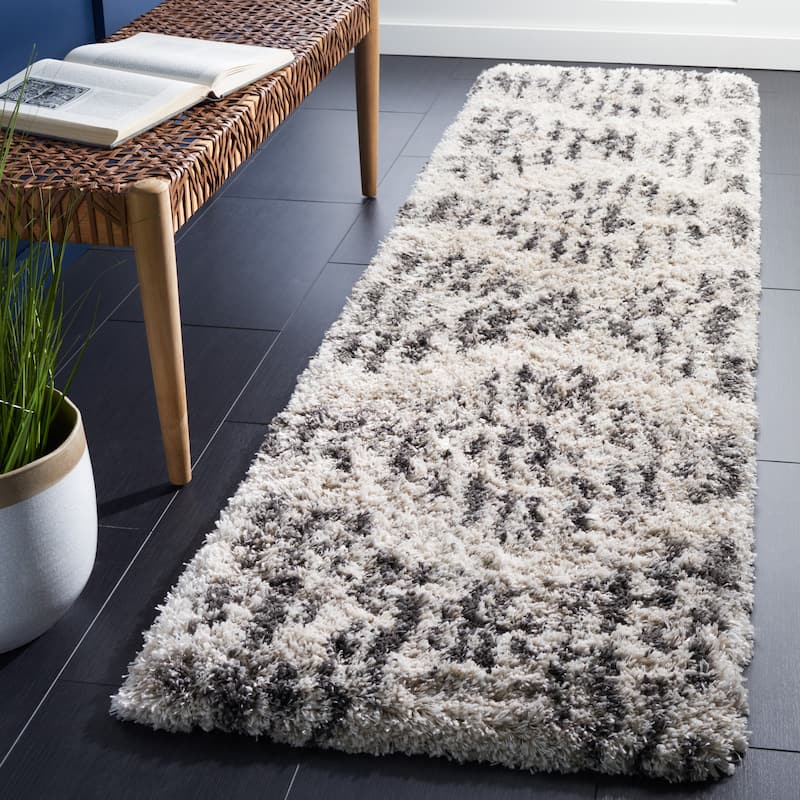 SAFAVIEH Iceland Shag Kimberlee Flokati 2.6-inch Thick Rug - 2' x 8' Runner - Cream/Grey