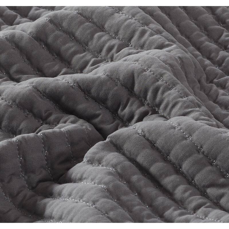 Nanshing Cassidy 7 Piece Solid Color Waffle Quilt Set