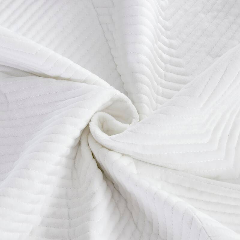 Pointehaven Heavy-Weight Oversized Chevron Design Velvet Quilt Sets