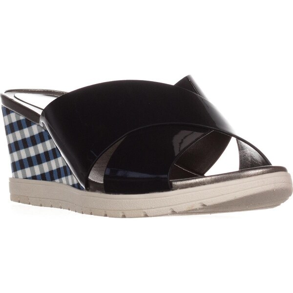 easy spirit navy sandals