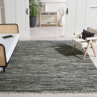SAFAVIEH Handmade Rag Rug Ljubika Casual Stripe Cotton Rug with Fringe