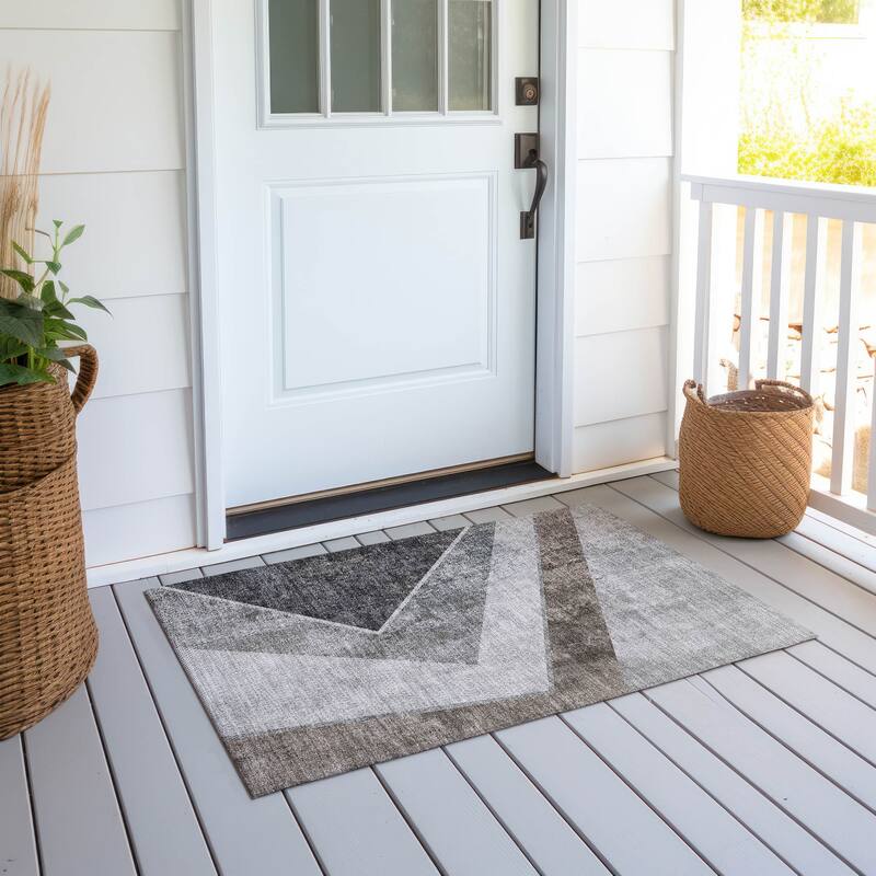 Machine Washable Indoor/ Outdoor Chantille Modern Geometric Rug
