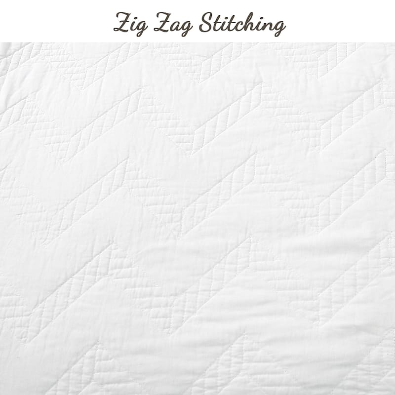Silver Orchid Dunne Chevron White Quilted Cotton Quilt Bedding Set
