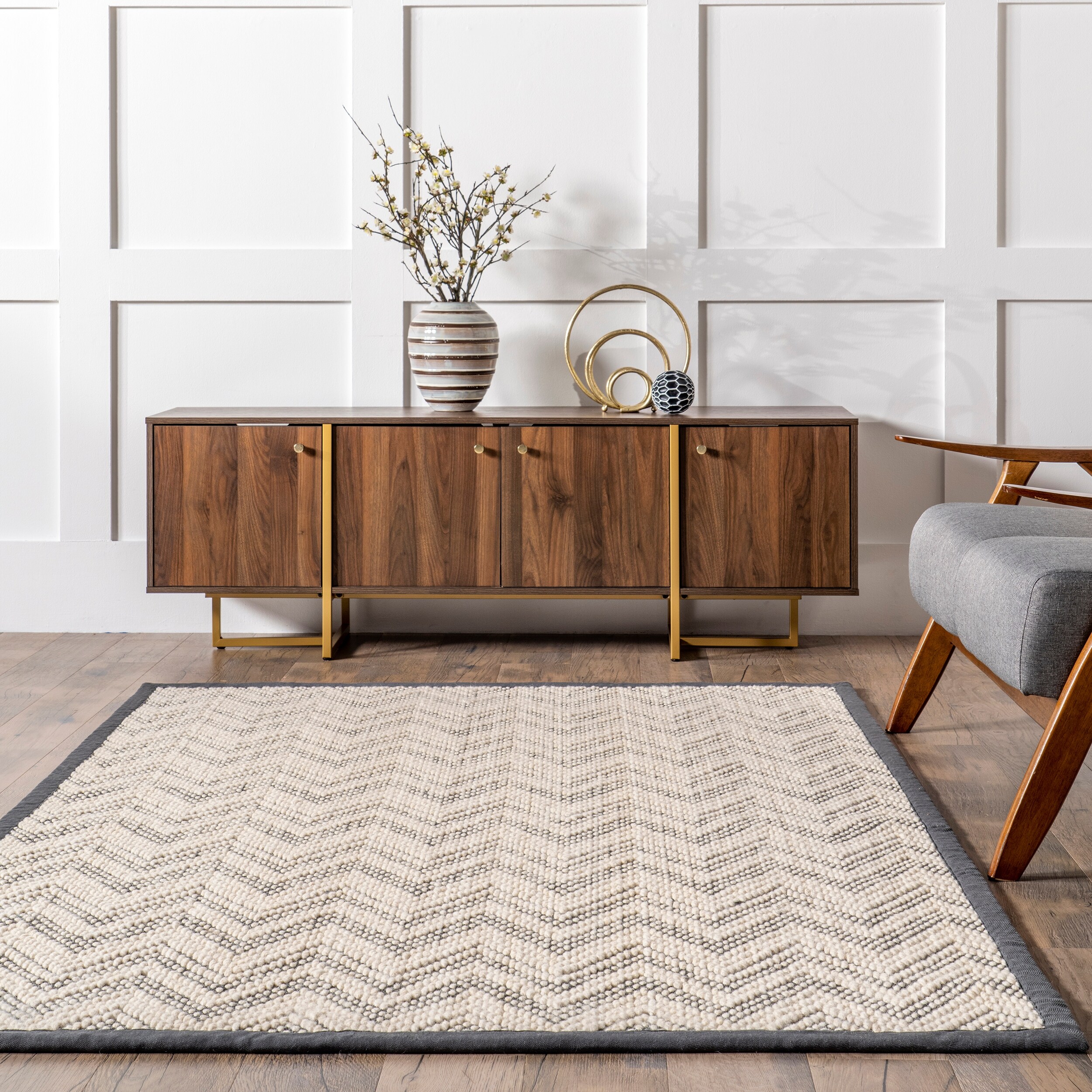 Nuloom Rozi Chevron Wool and Sisal Area Rug - Bed Bath & Beyond