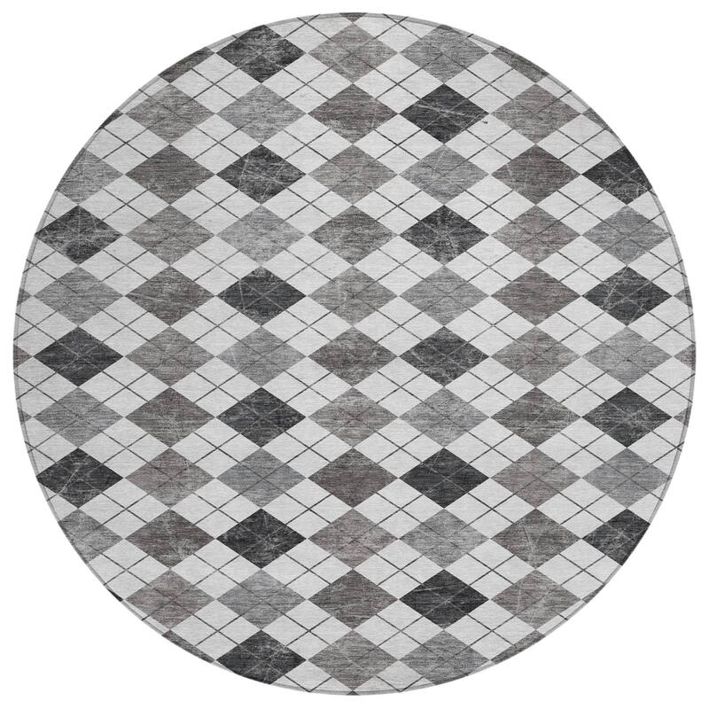 Machine Washable Indoor/ Outdoor Modern Argyle Chantille Rug