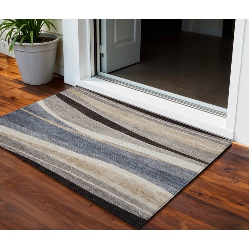 HomeRoots Abstract Transitional Rectangle Outdoor Rug - 3' x 5'