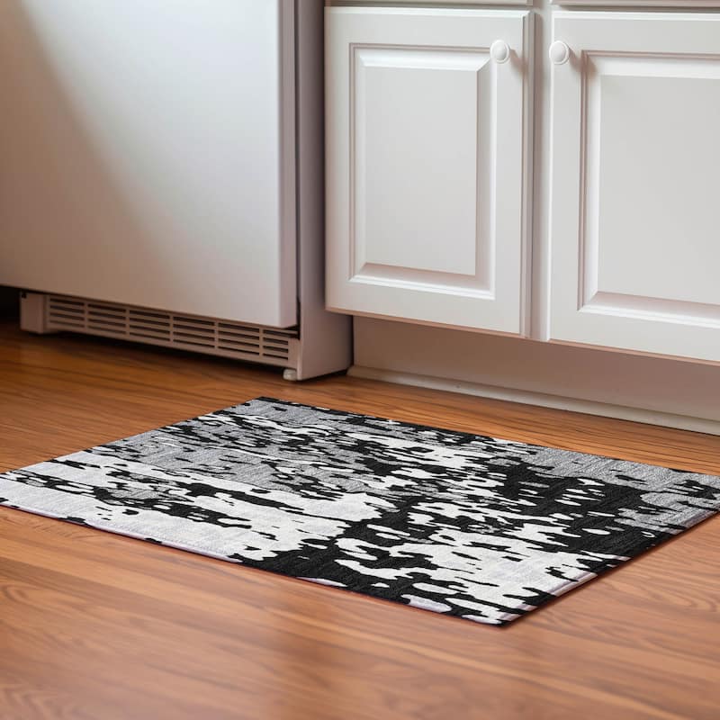 Premium Washable Super Soft Contemporary Glam Mayfield Rug - Black - 1'8" x 2'6"