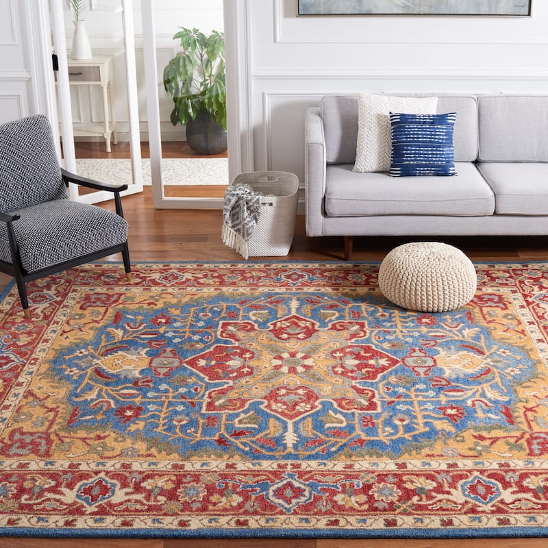 SAFAVIEH Handmade Antiquity Talvikki Traditional Oriental Wool Rug