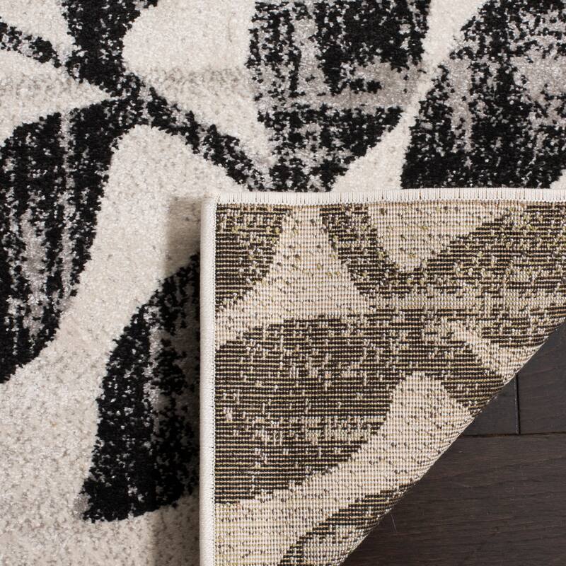 SAFAVIEH Porcello Ressie Distressed Modern Rug