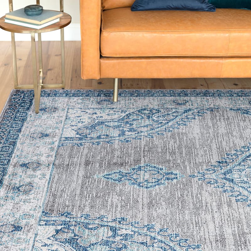 Esplanade Glam Medallion Indoor Area Rug